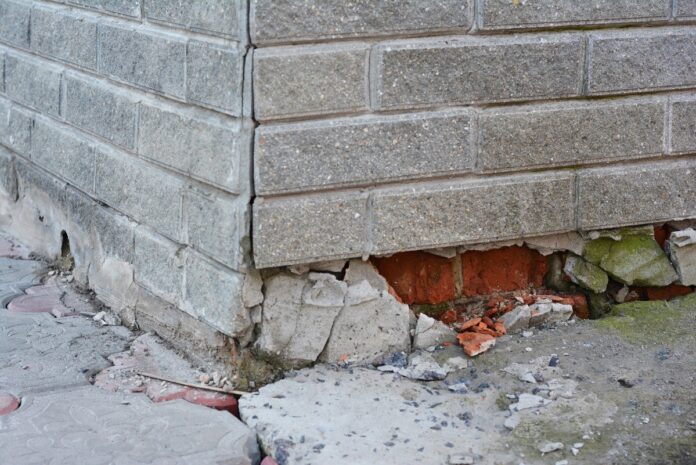 foundation cracks